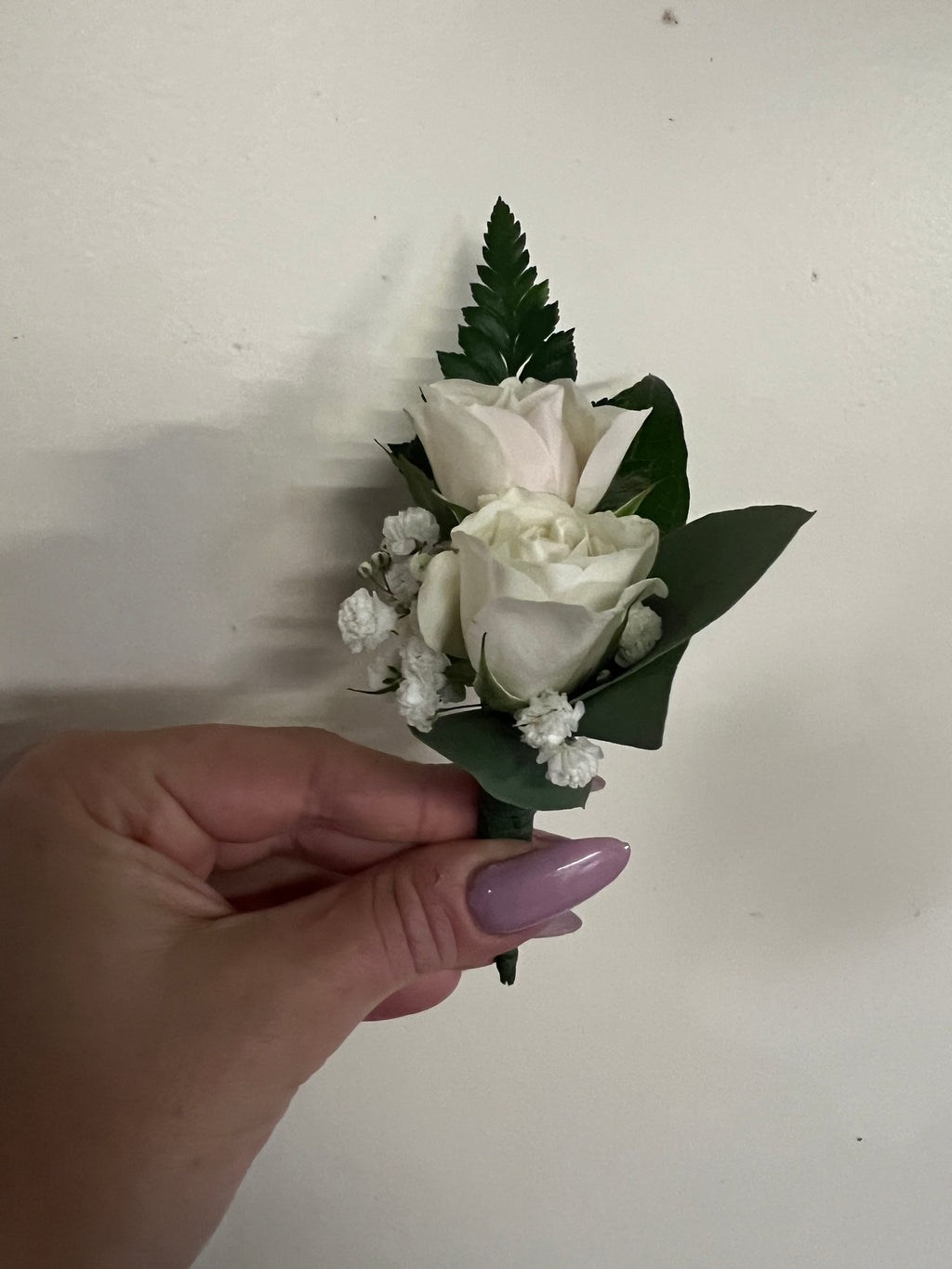 White mini rose Prom set