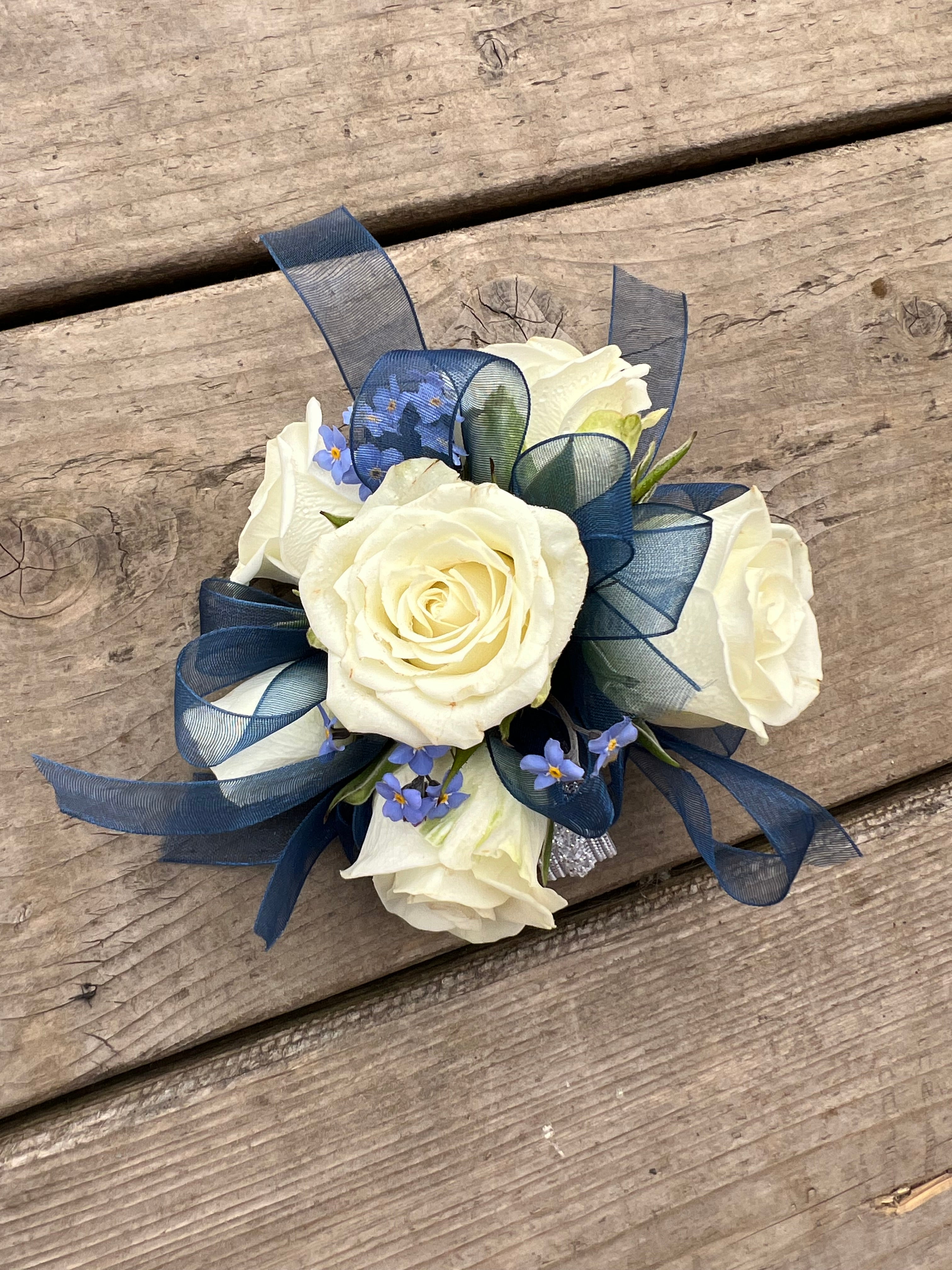 Navy Blue Prom set with diamonds