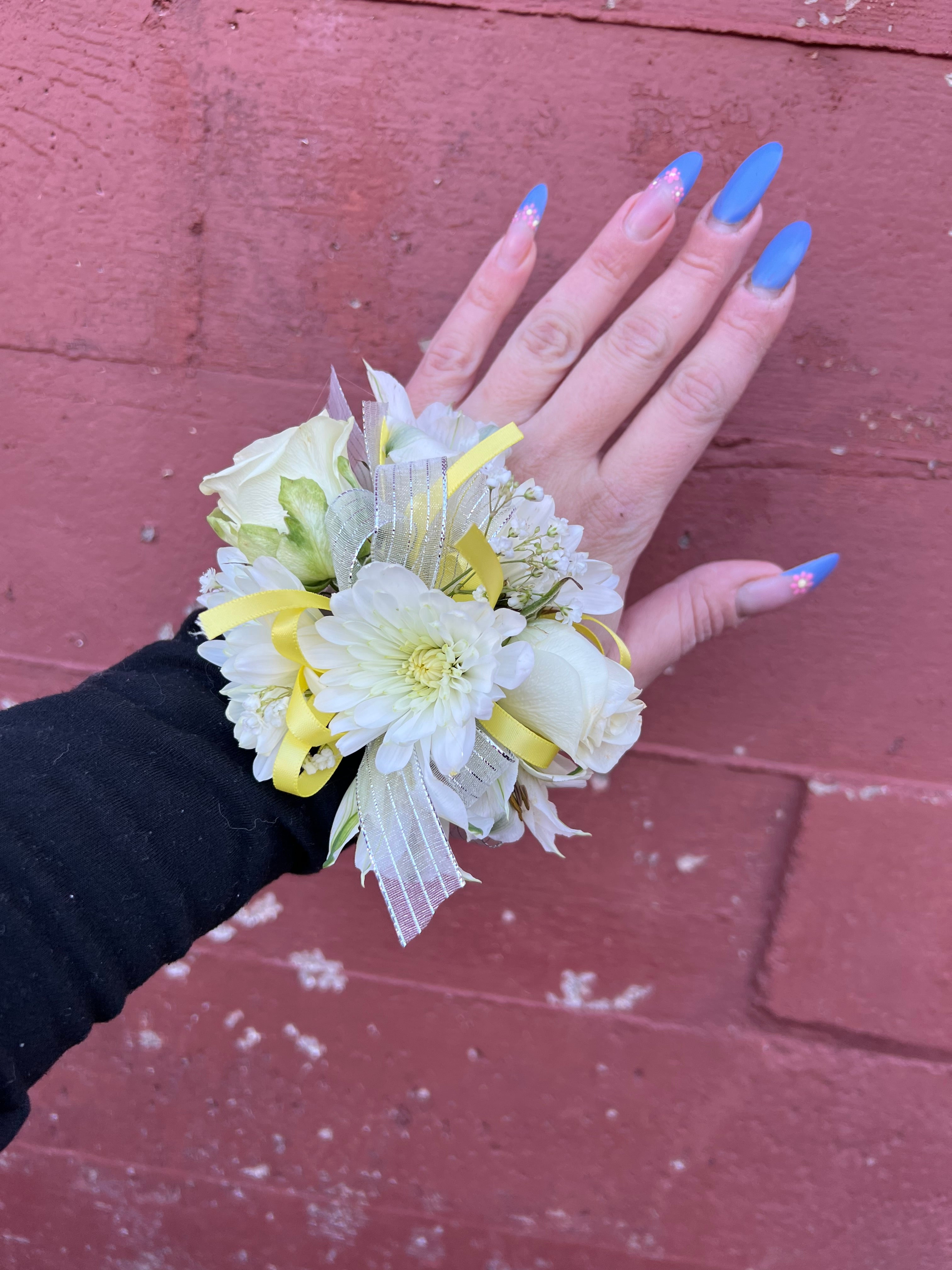 Yellow Ribbon Prom set