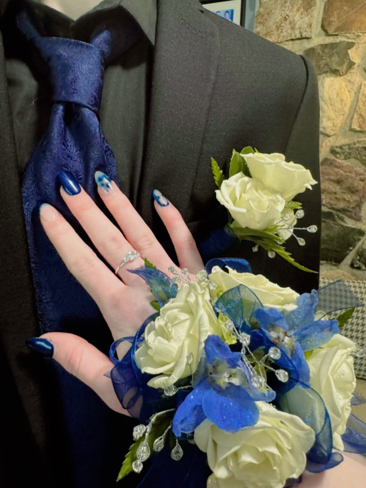 Navy Blue Prom set with diamonds